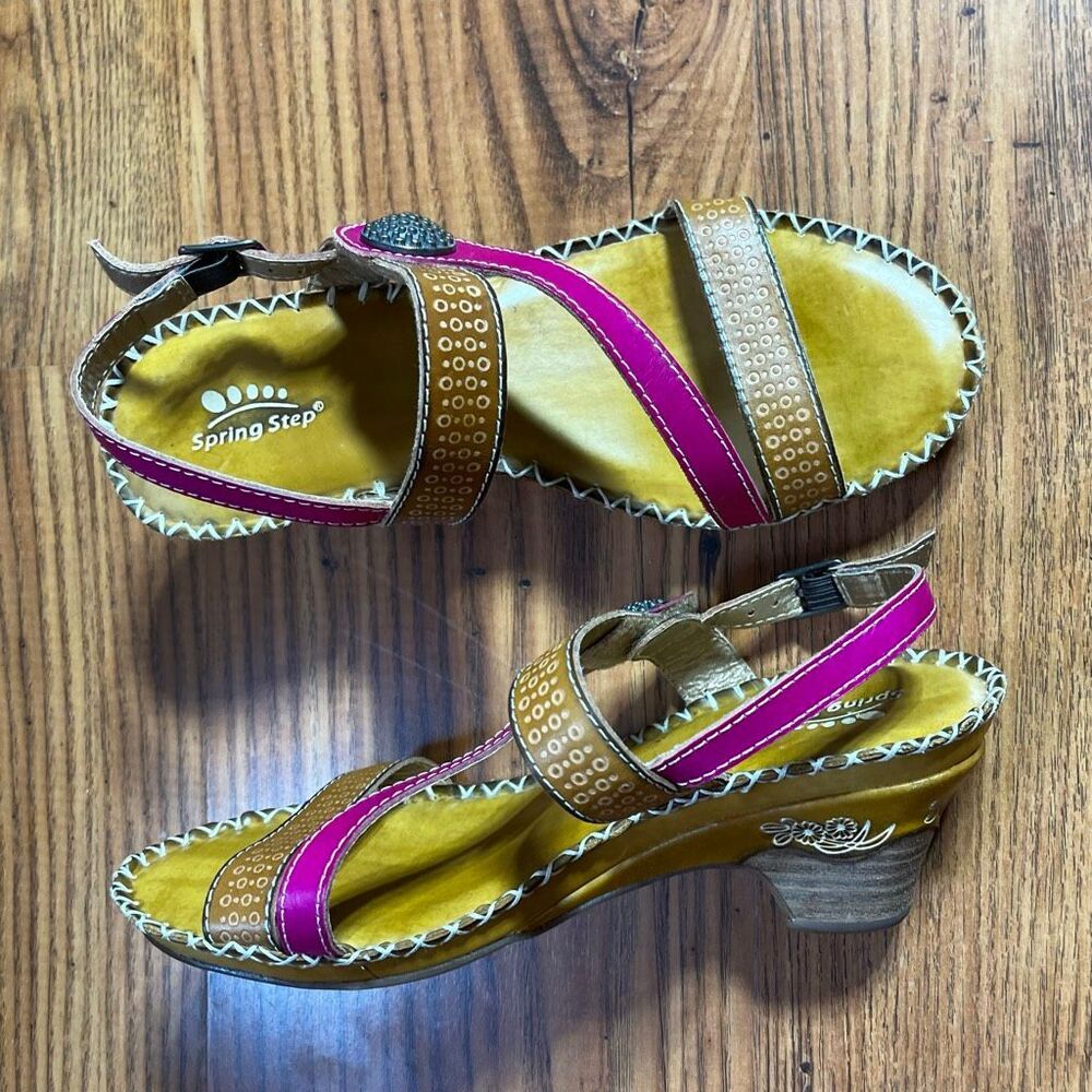 L’artiste by Spring Step‎  Dreamer Leather Sling Heeled Sandals Floral Detail Sz